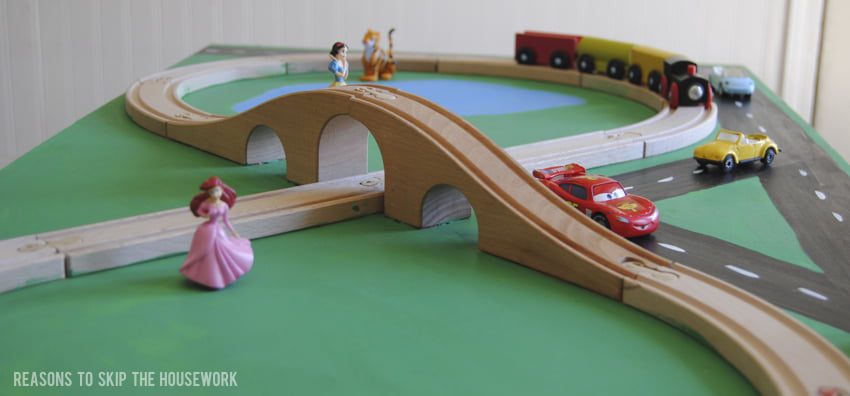  Make Your Own Train Table